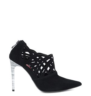GASSU Amelia Czarne ażurowe botki na szpilce - bokiem