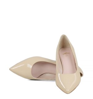 GASSU JESSICA - beżowe czółenka na niskiej szpilce - z przodu