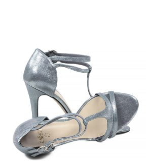 GASSU ERIN - Srebrne sandałki na szpilce z metalizowanej skóry - z przodu
