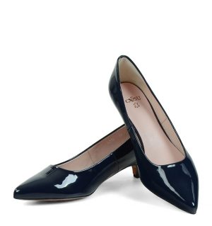 GASSU JESSICA Granatowe czółenka na niskim obcasie - z przodu