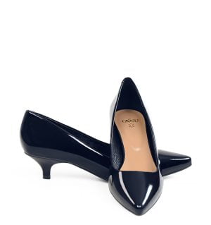 GASSU MICHELLE to ciemne, granatowe czółenka na kaczuszce - z przodu