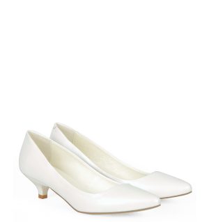 GASSU MICHELLE - Białe czółenka na kaczuszce - po skosie