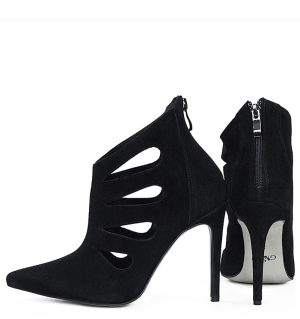 GASSU MIYU - Czarne botki zamszowe ozdobne wycięcia - z tyłu