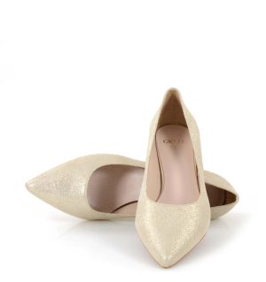 JESSICA - Jasno złote szpilki niskie - z przodu