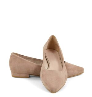 LAIA - Baleriny beżowe zamszowe skóra nosek w szpic - z przodu