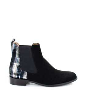 MATILDA- czarne botki wsuwane na płaskim obcasie - bokiem