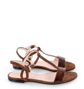 Janet - Letnie, ciemno brązowe sandałki na płaskim obcasie - bokiem