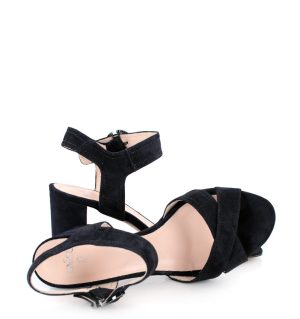 Gassu VIVIAN czarne sandałki na słupku - z przodu