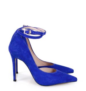 Niebieskie szpilki - bokiem