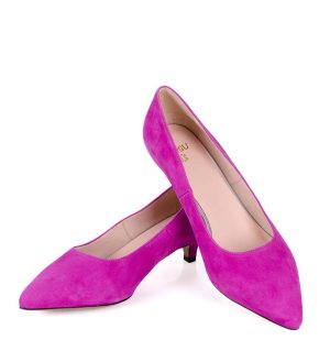 Różowe czółenka na niskiej szpilce - z przodu