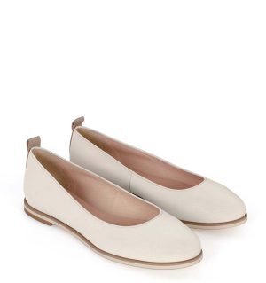 Jasno beżowe baleriny - po skosie