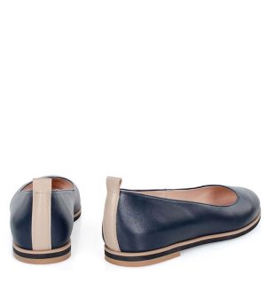 Granatowe baleriny - z tyłu