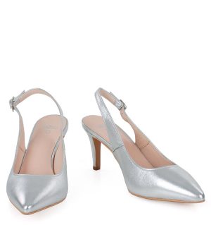 POLA - serbrne szpilki na niskim obcasie z odkrytą piętą - z przodu