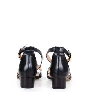 GINA - czarne sandałki na niskim obcasie - obrazek 5