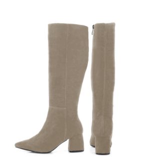 AURORA - beżowe kozaki na grubym słupku - z tyłu