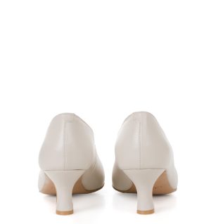 MAVIS - Beżowe czółenka na niskim obcasie - obrazek 3