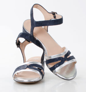 ZAJA - niebiesko srebrne sandałki na niskim obcasie - obrazek 4